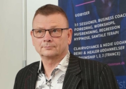 25 år med spiritualitet. 1:1 forløb. uddannelser, individuelle sessioner, foredrag, events m.m.